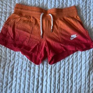 Nike sportswear ombré short